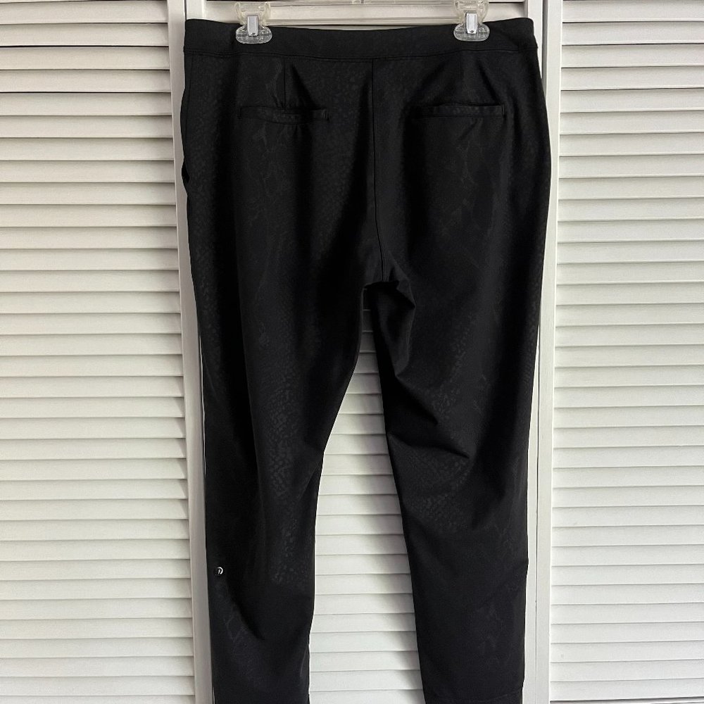 Lululemon Jet Crop *Full-On Luon Desert Snake Deep Coal Black fit size 10 rare - Picture 5 of 9